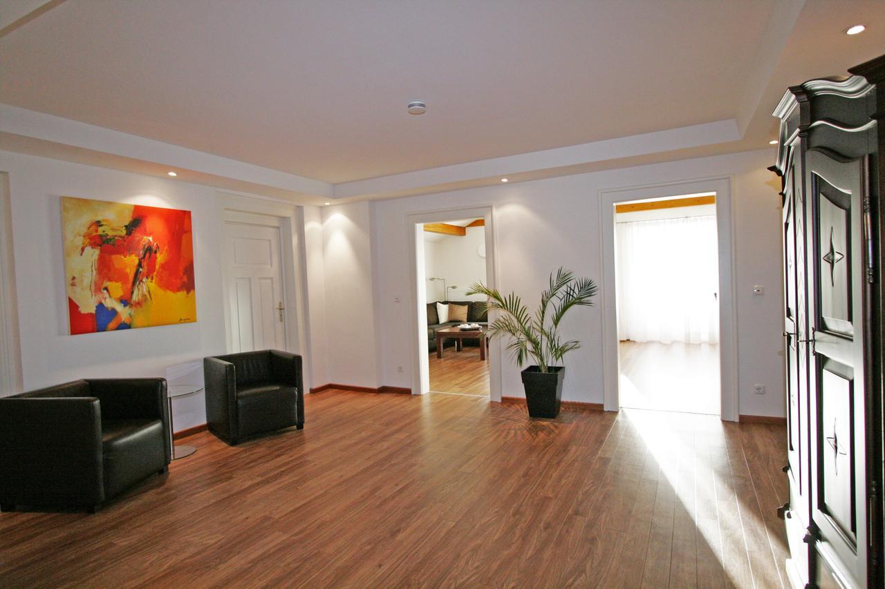 Ferienwohnung Am Kurpark -Wohnung 3,150Qm- Mit Lift Garmisch-Partenkirchen Ngoại thất bức ảnh